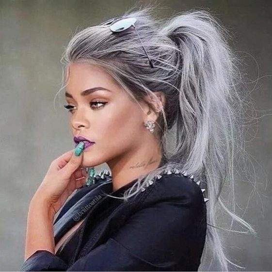Cabello gris en piel morena: 25 ejemplos de lo increíble que se mira ...